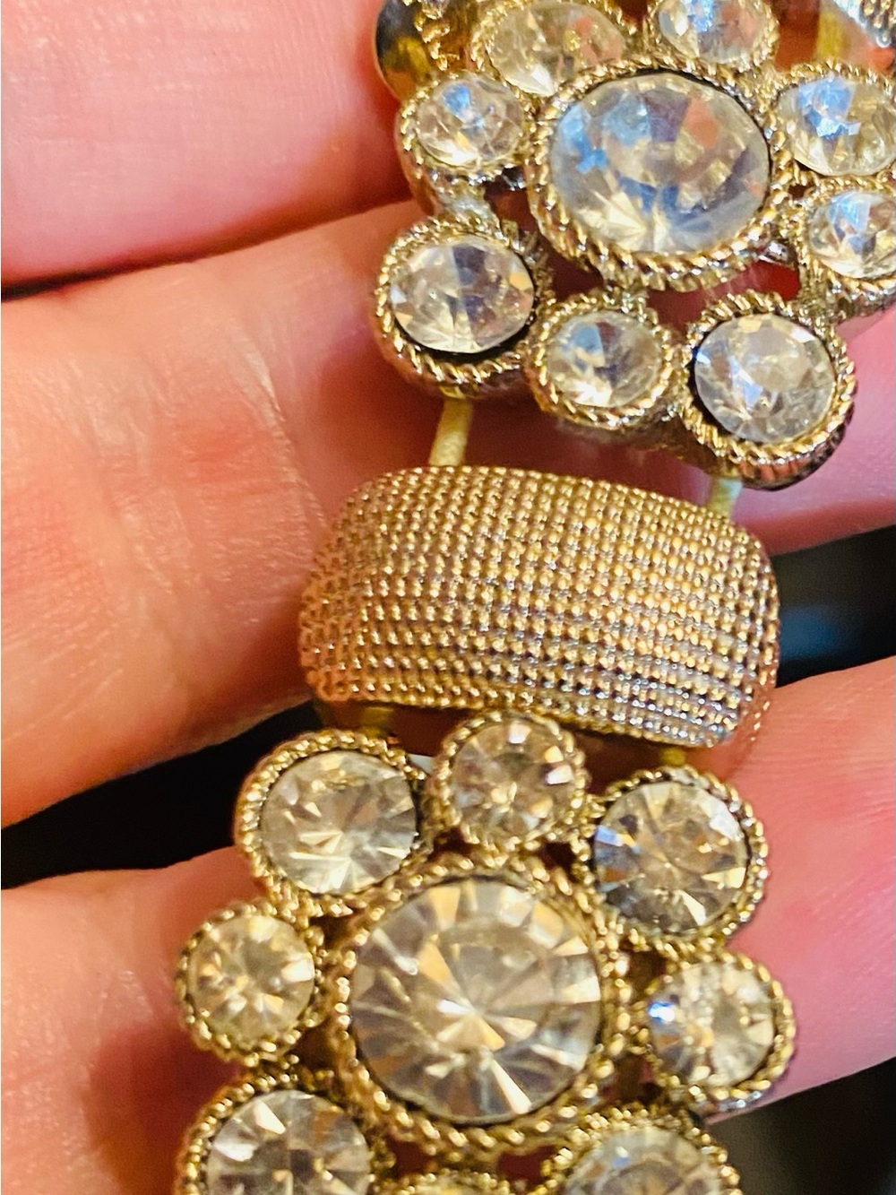 RMN Gold Tone Rhinestone Stretch Bracelet Floral Crystal Statement Bracelet - Picture 7 of 12